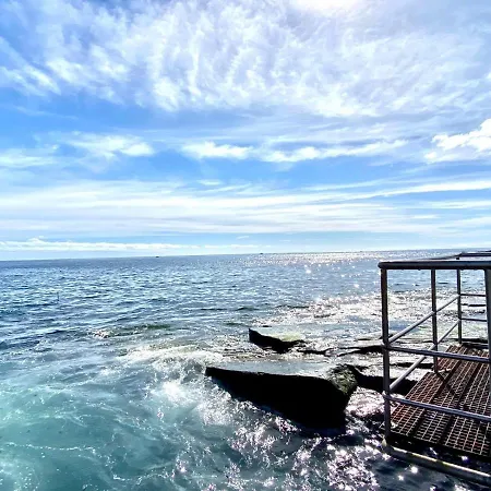 Διαμέρισμα Cozy With Pool,near The Sea,wifi In *