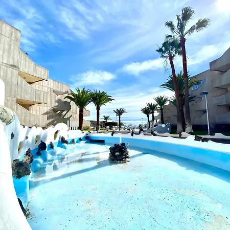 Cozy With Pool,near The Sea,wifi In *