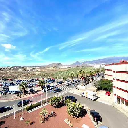 Apartamento Cozy With Pool,near The Sea,wifi In Costa Del Silencio