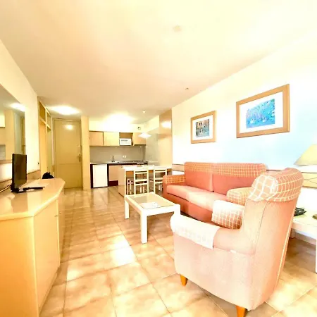 Cozy With Pool,near The Sea,wifi In * Costa Del Silencio